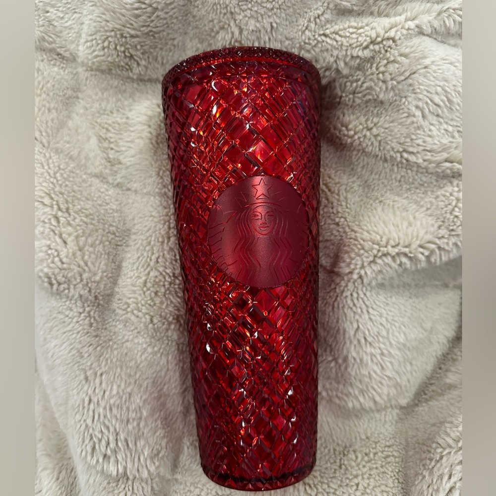 Red Starbucks cup